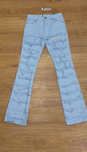Load and play video in Gallery viewer, Columbia Ruffled Stack Jeans
